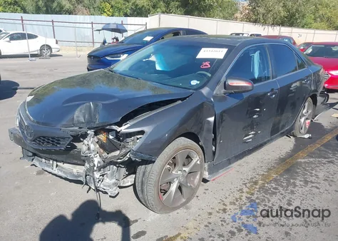 2012 Toyota Camry Se V6 z USA, uszkodzony, nr VIN 4T1BK1FK6CU013488